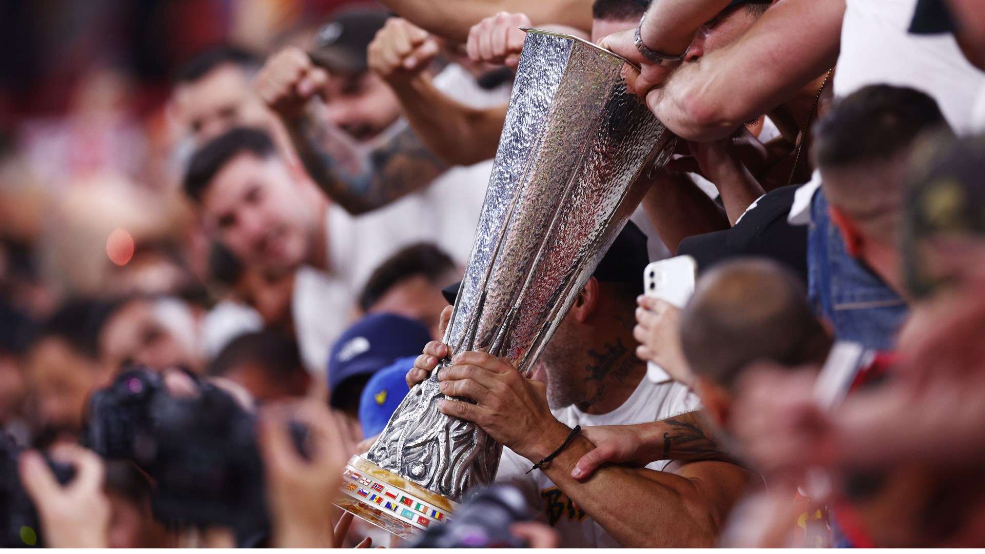 救不仅帮助 救不仅帮助